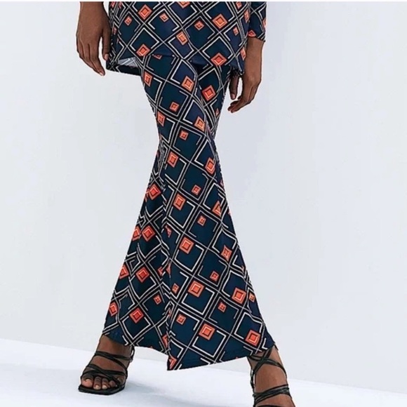 🔹 ZARA NAVY ORANGE GEOMETRIC PRINT HIGH WAIST LEGGINGS! - Picture 11 of 12